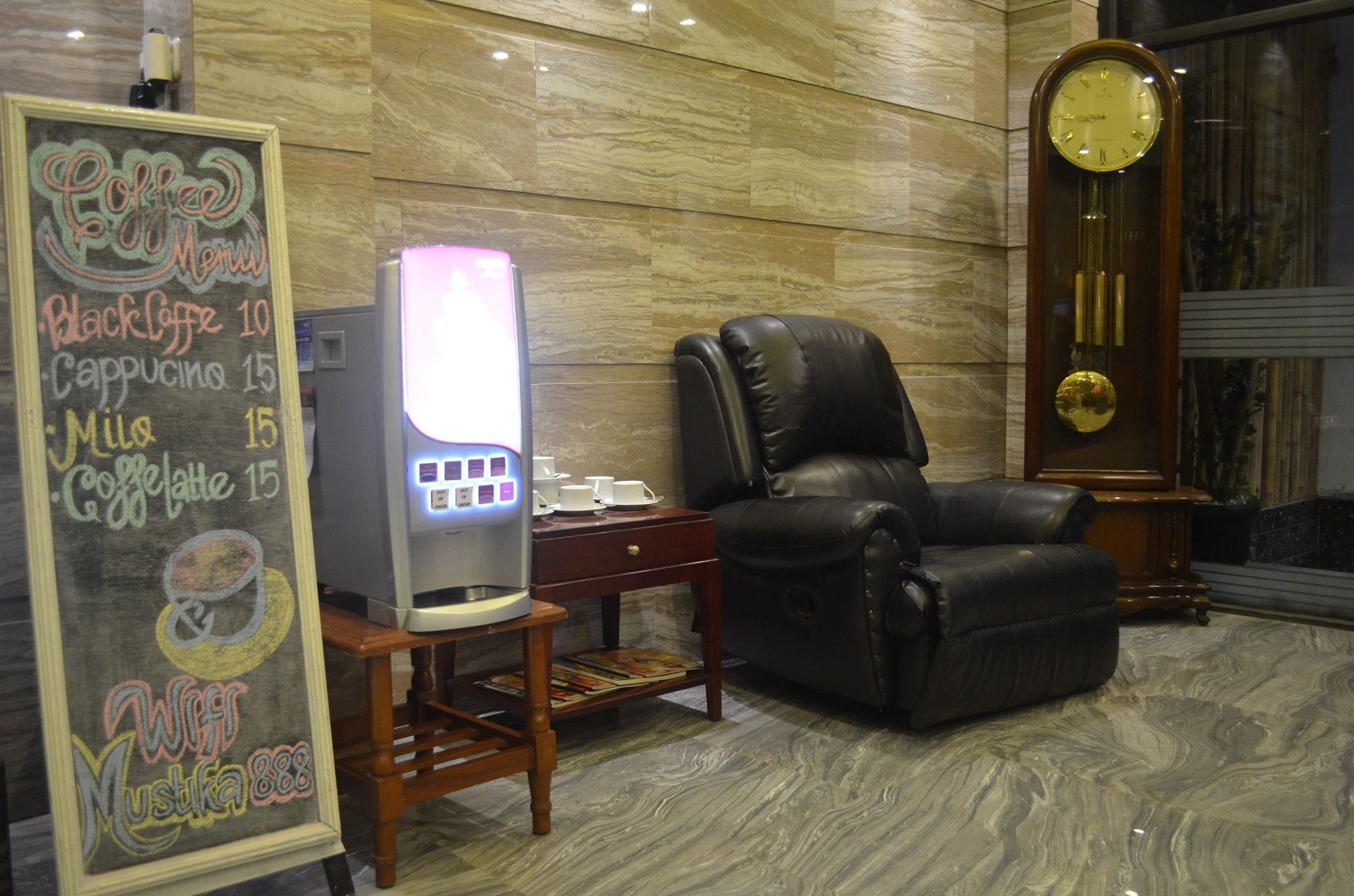 Mustika Gajah Mada Hotel Jakarta Extérieur photo