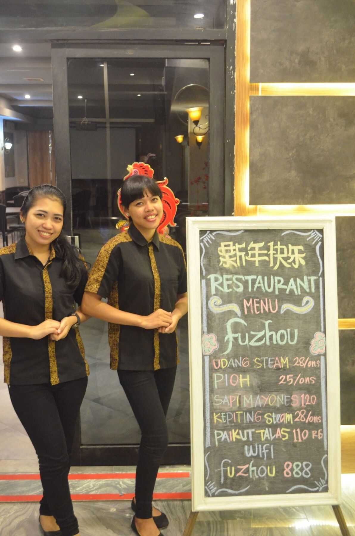 Mustika Gajah Mada Hotel Jakarta Extérieur photo