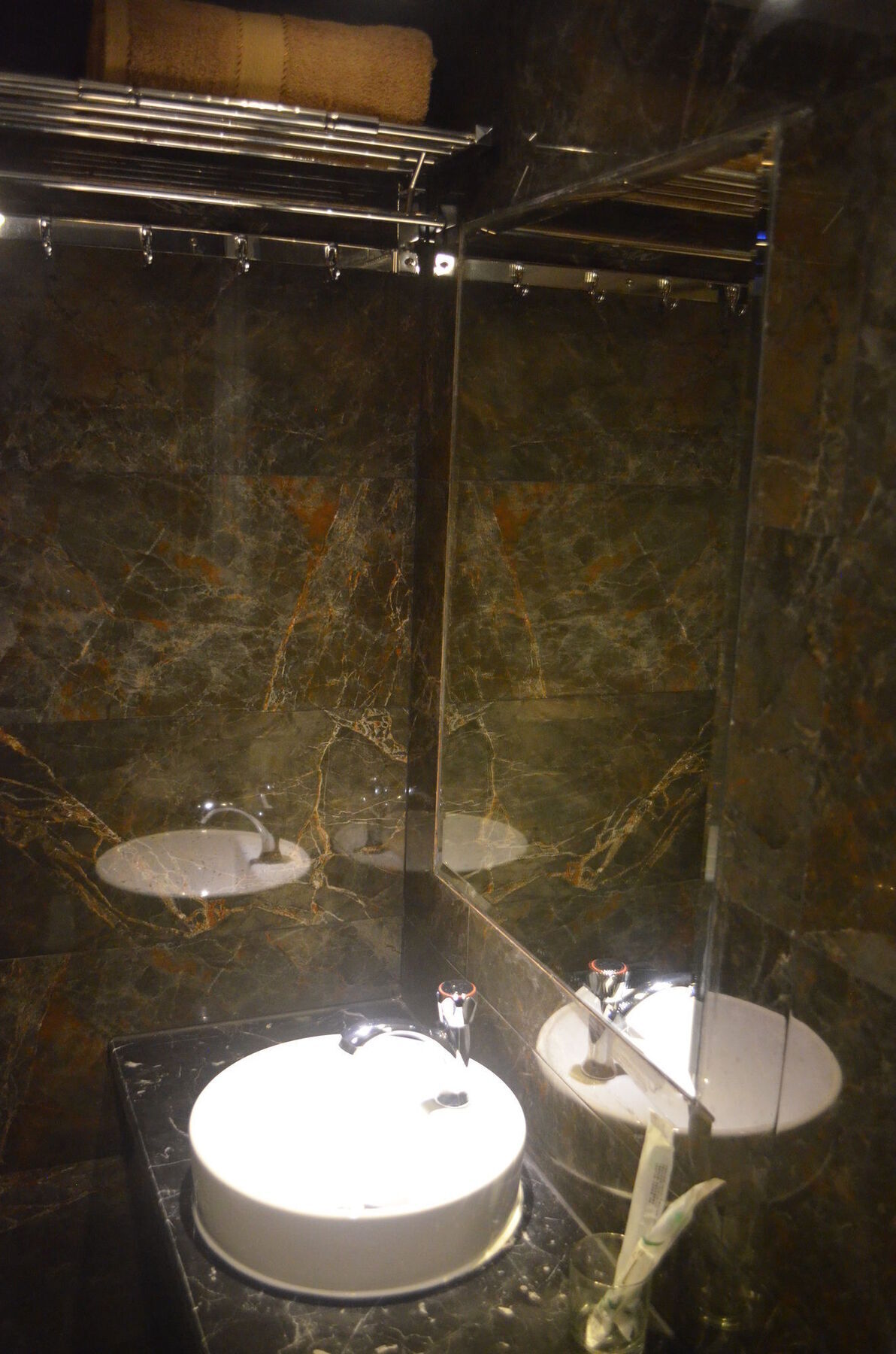 Mustika Gajah Mada Hotel Jakarta Extérieur photo
