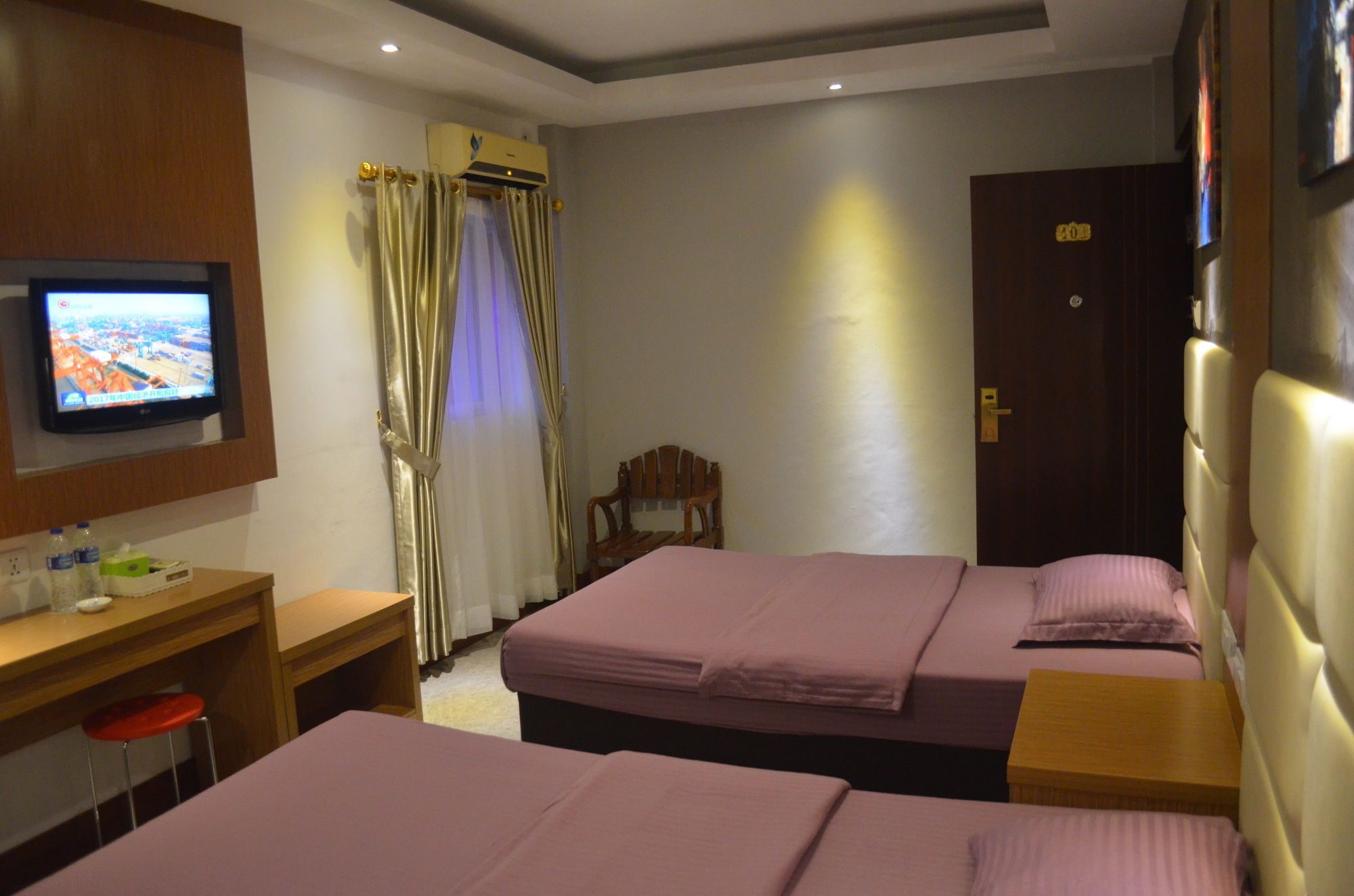Mustika Gajah Mada Hotel Jakarta Extérieur photo