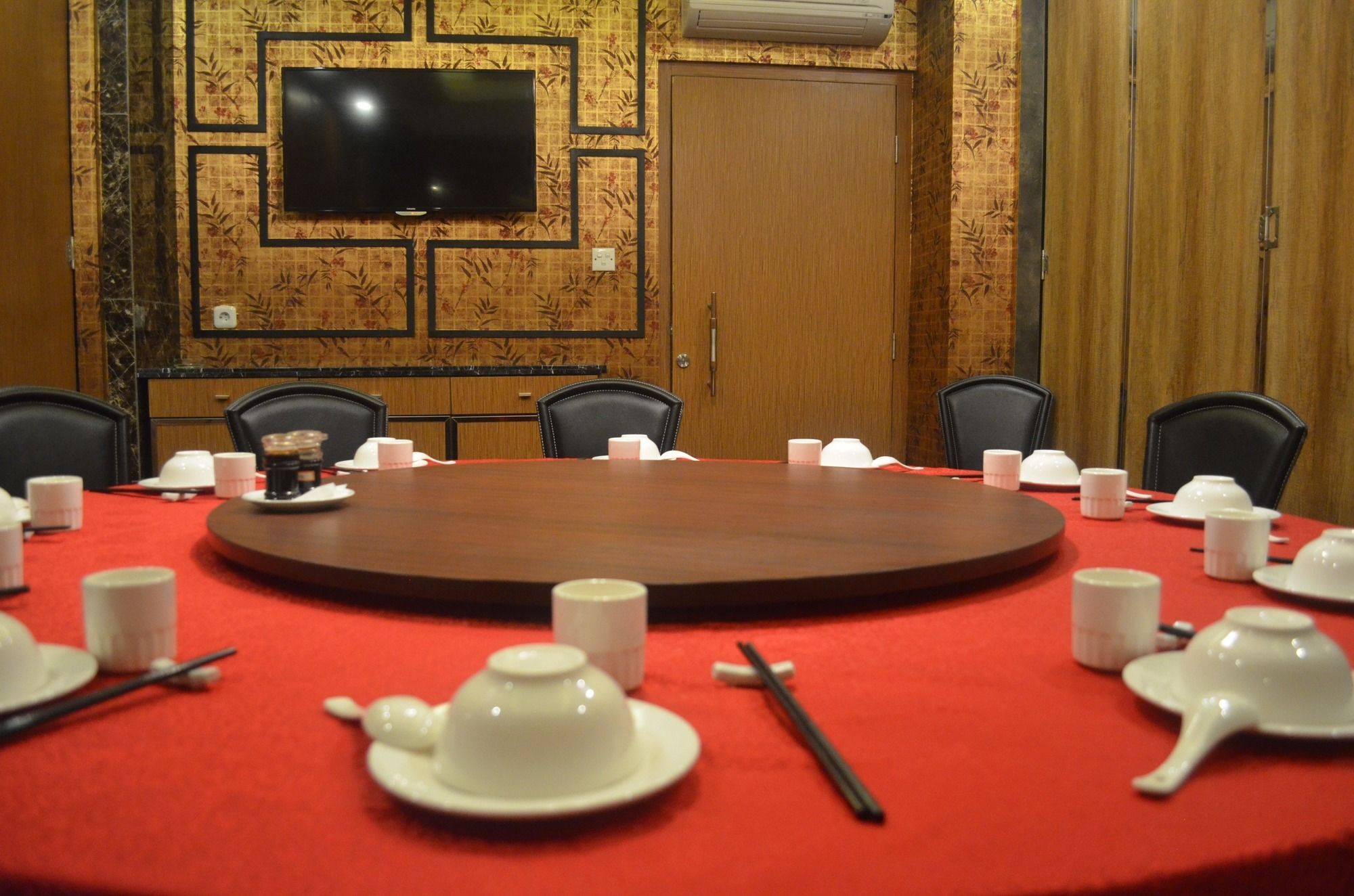 Mustika Gajah Mada Hotel Jakarta Extérieur photo